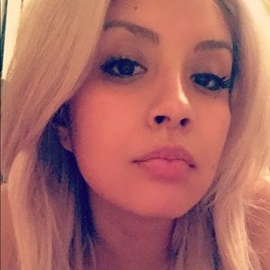 Meet your Posher, Karla